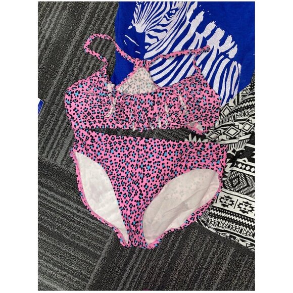 Girls Size 10-12 Clothing Bundle – 5-Piece Lot Dresses Swimsuit Tee Shorts – Hea - Picture 5 of 12